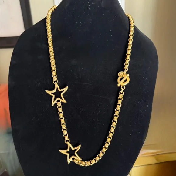 Vintage Givenchy Gold Star Motif Necklace - Picture 3 of 3